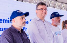 Pró-reitor Marcelo Cheche participa da abertura do IX Seminário de Formação de Professores do Programa Ensinar